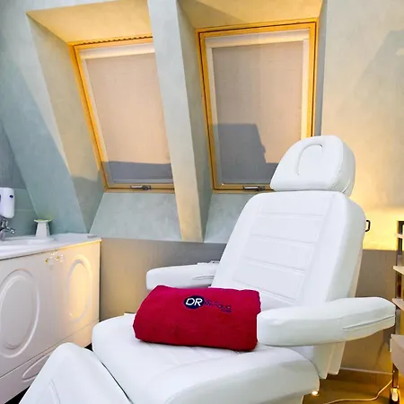 Palac Domaniowski Отель 4*