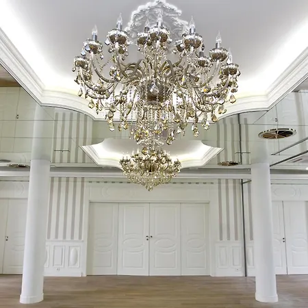 Отель Palac Domaniowski