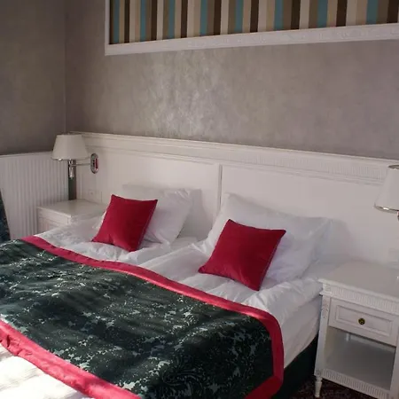 Palac Domaniowski Hotel 4*